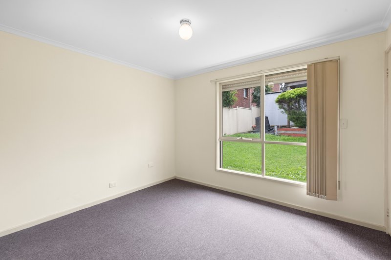 Photo - 2/25 Rokewood Crescent, Meadow Heights VIC 3048 - Image 8
