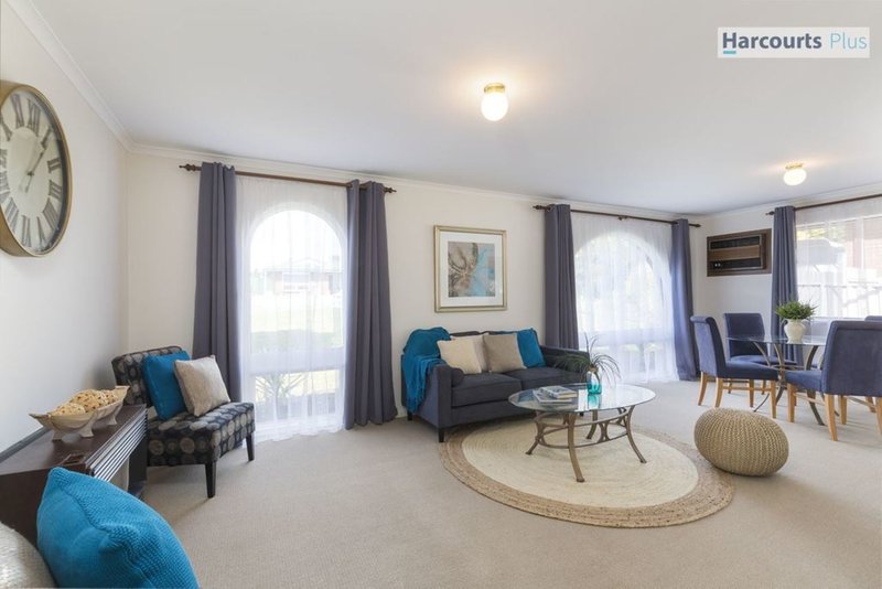 Photo - 225 Sandison Road, Hallett Cove SA 5158 - Image 6