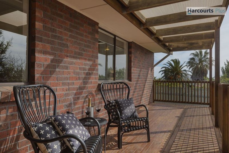 Photo - 225 Sandison Road, Hallett Cove SA 5158 - Image 20