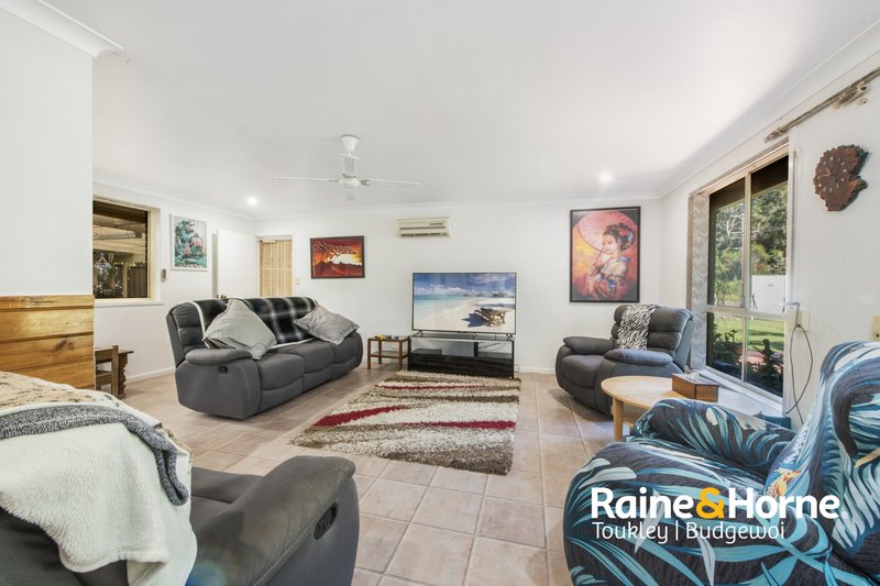 Photo - 225 Tall Timbers Road, Kingfisher Shores NSW 2259 - Image 2