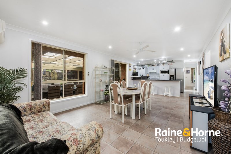 Photo - 225 Tall Timbers Road, Kingfisher Shores NSW 2259 - Image 8