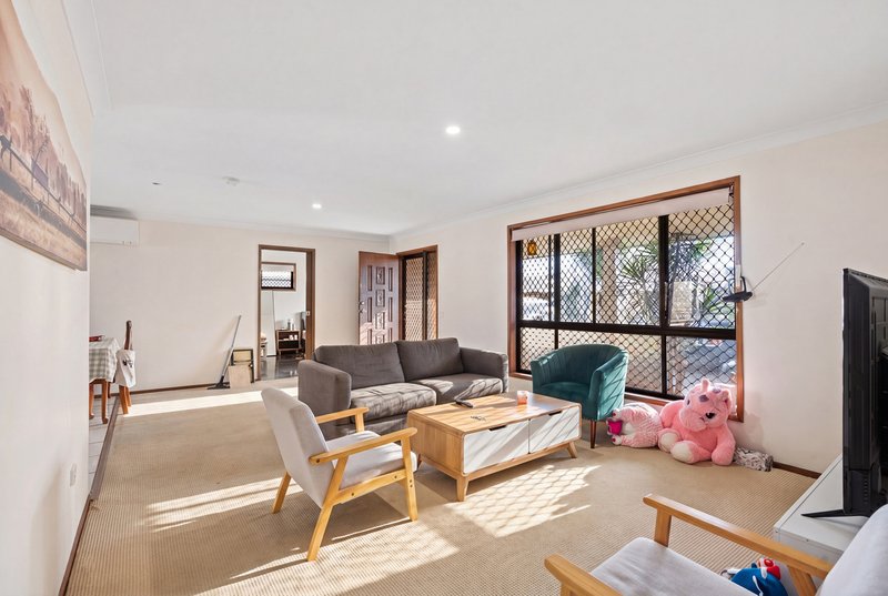 Photo - 2/25 Tekapo Street, Broadbeach Waters QLD 4218 - Image 6