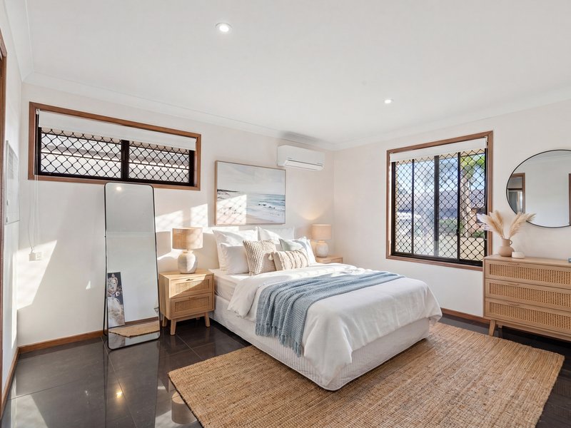 Photo - 2/25 Tekapo Street, Broadbeach Waters QLD 4218 - Image 12