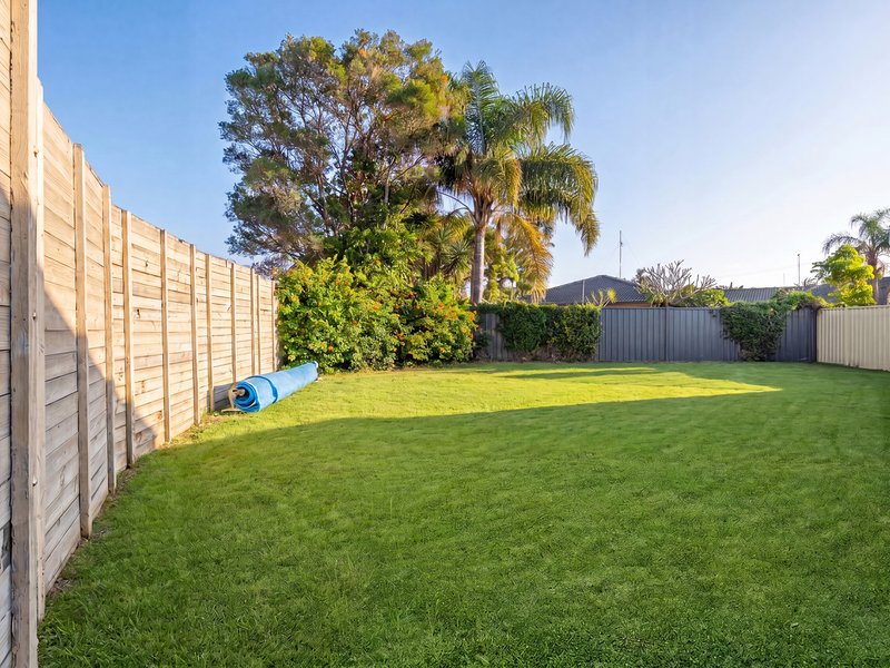 Photo - 2/25 Tekapo Street, Broadbeach Waters QLD 4218 - Image 14