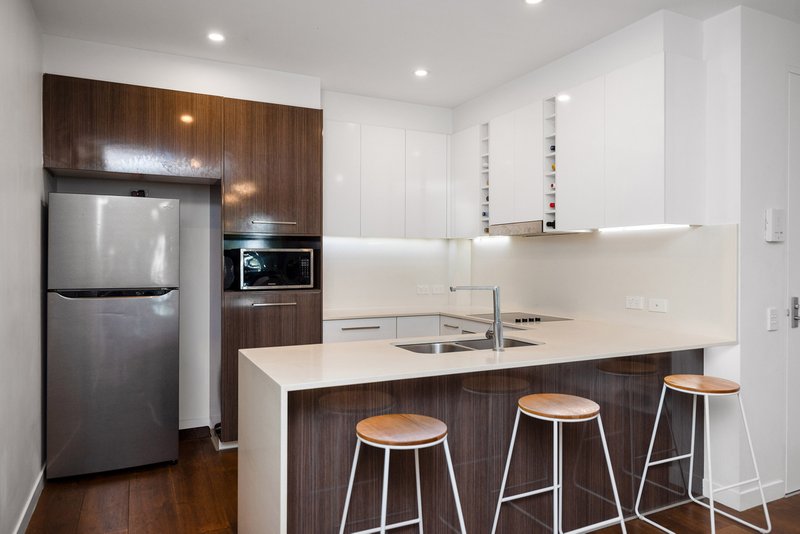 Photo - 2/25 Worden Street, Morningside QLD 4170 - Image 6