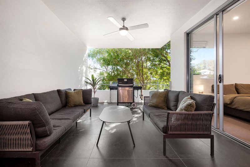Photo - 2/25 Worden Street, Morningside QLD 4170 - Image 11