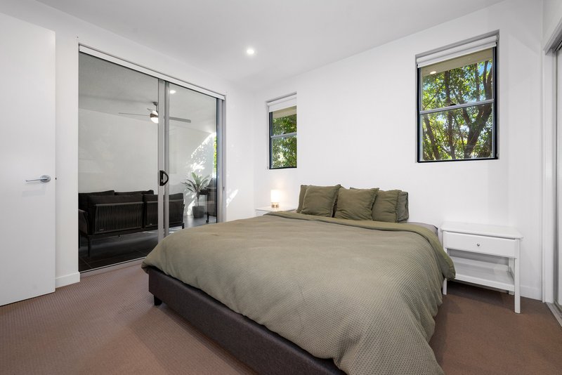 Photo - 2/25 Worden Street, Morningside QLD 4170 - Image 14