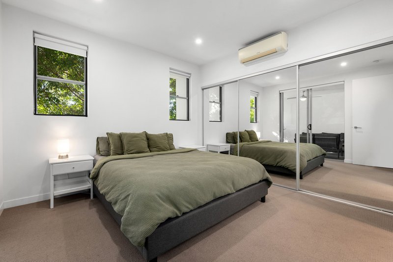 Photo - 2/25 Worden Street, Morningside QLD 4170 - Image 15