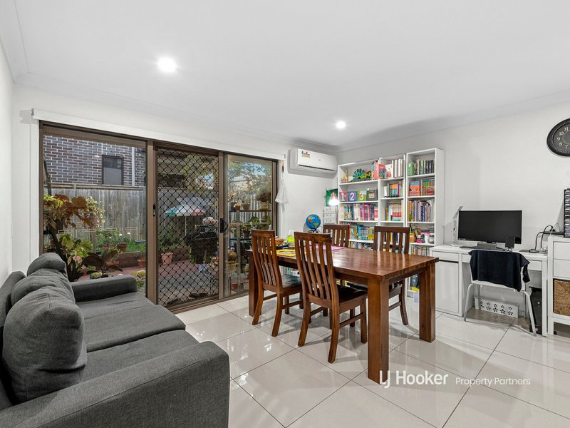 Photo - 2/25 Yarrawonga Street, Calamvale QLD 4116 - Image 5