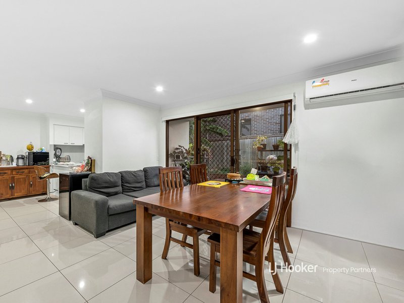 Photo - 2/25 Yarrawonga Street, Calamvale QLD 4116 - Image 8