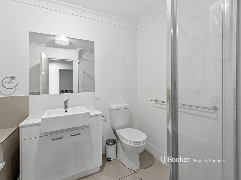 Photo - 2/25 Yarrawonga Street, Calamvale QLD 4116 - Image 15