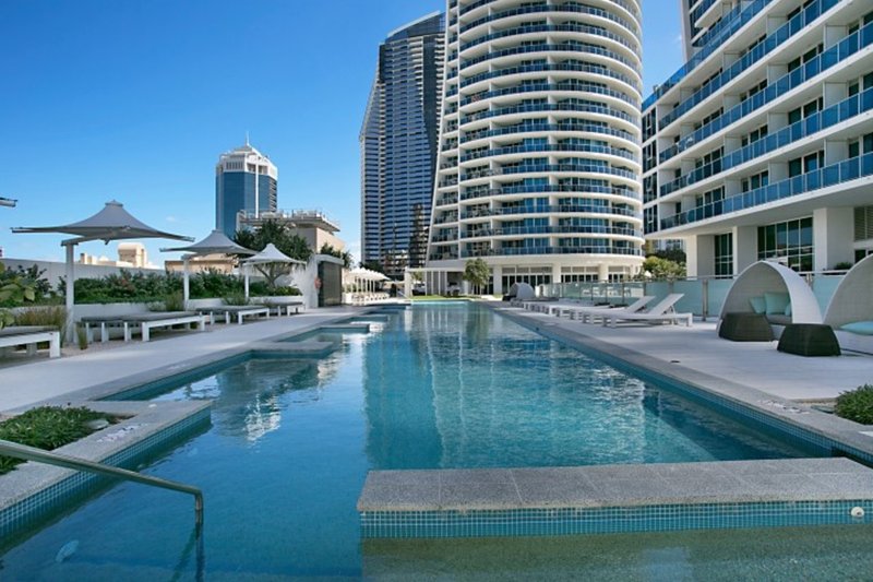 Photo - 22506/3113 Gold Coast Highway, Surfers Paradise QLD 4217 - Image 14