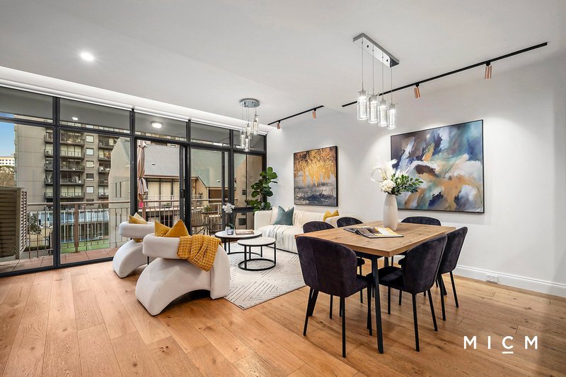 Photo - 225/28 Little Lonsdale Street, Melbourne VIC 3000 - Image 1