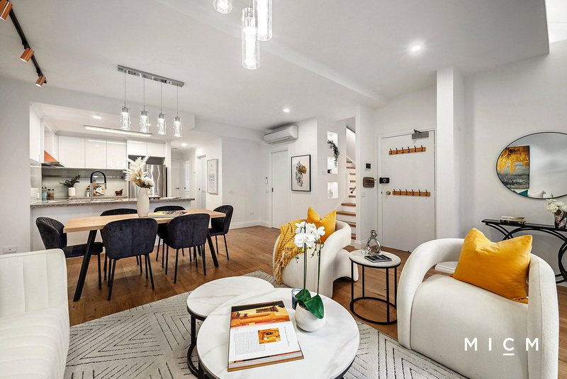 Photo - 225/28 Little Lonsdale Street, Melbourne VIC 3000 - Image 2