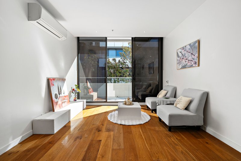 Photo - 225/380 Bay Street, Brighton VIC 3186 - Image 2