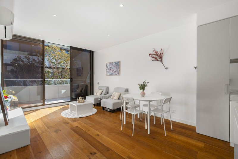Photo - 225/380 Bay Street, Brighton VIC 3186 - Image 3
