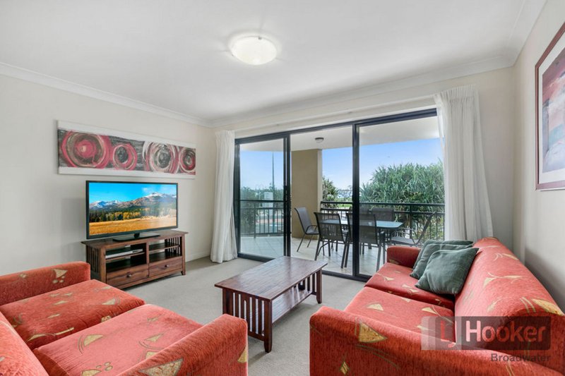 Photo - 225/392 Marine Parade, Labrador QLD 4215 - Image 4