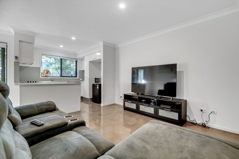 Photo - 22/54 Grahams Road, Strathpine QLD 4500 - Image 5