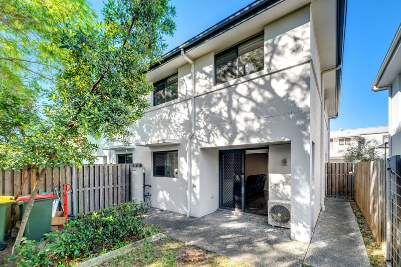 Photo - 22/54 Grahams Road, Strathpine QLD 4500 - Image 17