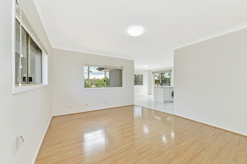 Photo - 2256 Logan Road, Upper Mount Gravatt QLD 4122 - Image 4