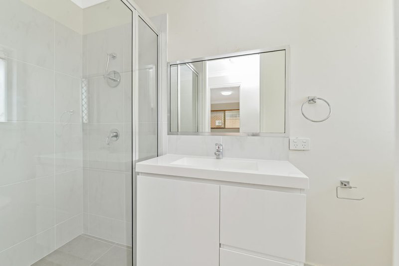 Photo - 2256 Logan Road, Upper Mount Gravatt QLD 4122 - Image 7