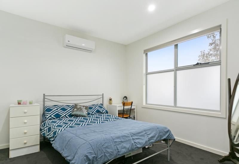 Photo - 2/258 Hilton Street, Glenroy VIC 3046 - Image 10