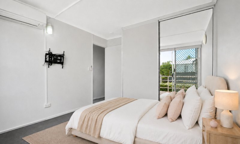 Photo - 2/258 Riding Road, Balmoral QLD 4171 - Image 4
