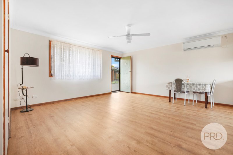 Photo - 2/259 Goonoo Goonoo Road, Tamworth NSW 2340 - Image 4