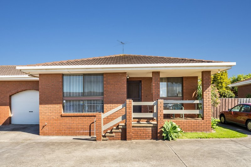 2/26-28 Bieske Road, Grovedale VIC 3216