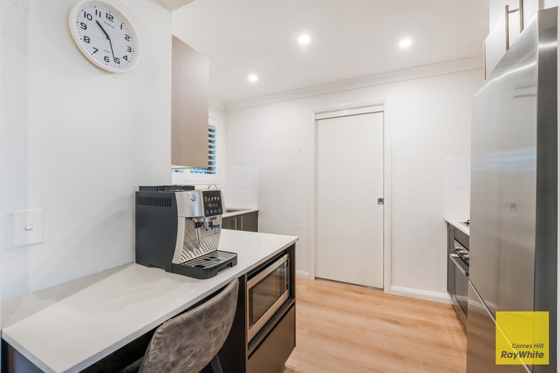 Photo - 2/26-28 Cedar Road, Prestons NSW 2170 - Image 8