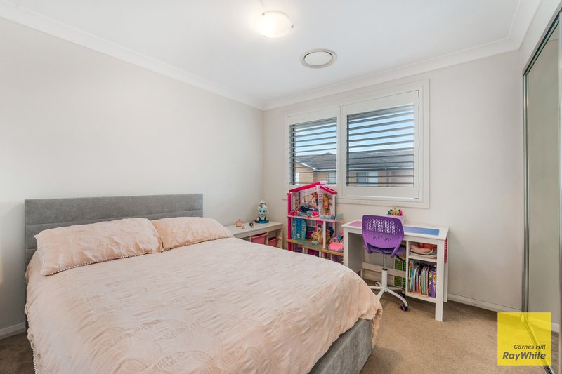 Photo - 2/26-28 Cedar Road, Prestons NSW 2170 - Image 11