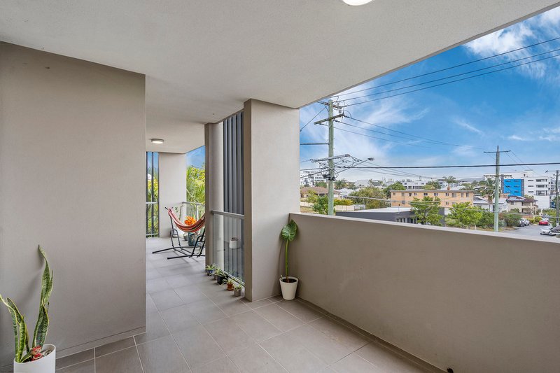 Photo - 2/26-28 Laura Street, Lutwyche QLD 4030 - Image 11