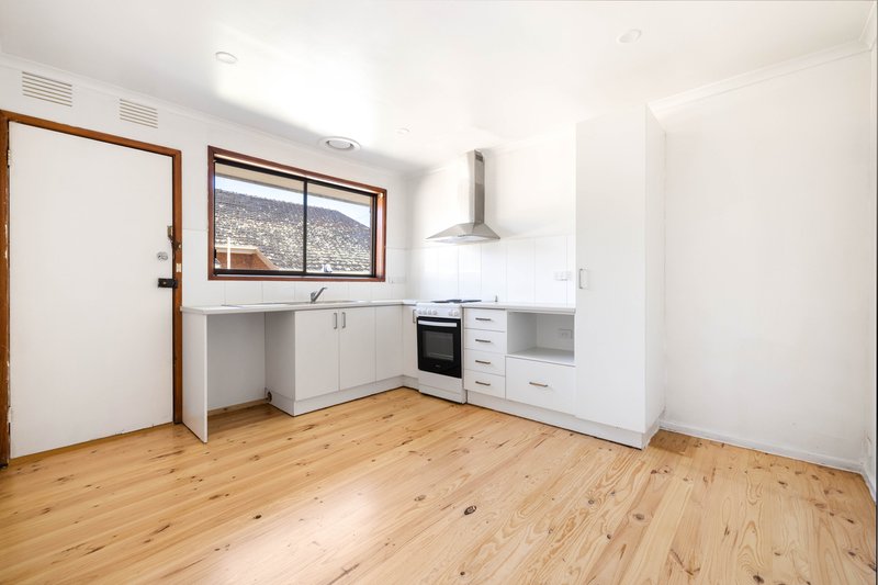 Photo - 2/26 Acacia Street, Glenroy VIC 3046 - Image 2
