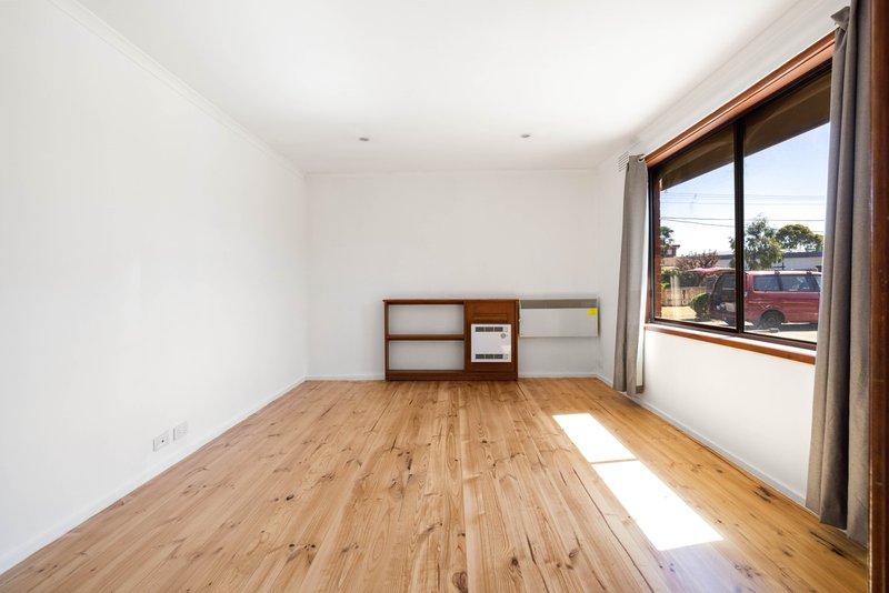 Photo - 2/26 Acacia Street, Glenroy VIC 3046 - Image 3