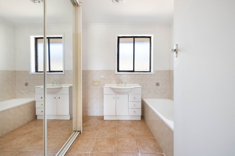 Photo - 2/26 Acacia Street, Glenroy VIC 3046 - Image 5