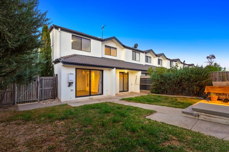 Photo - 226 Anthony Rolfe Avenue, Gungahlin ACT 2912 - Image 22