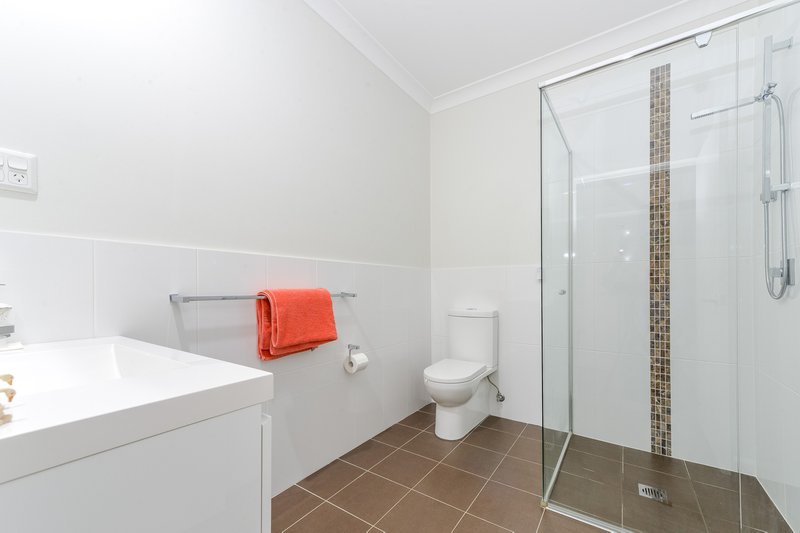 Photo - 2/26 Avondale Road, Dapto NSW 2530 - Image 3