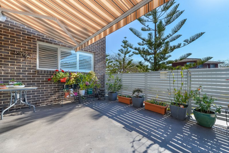 Photo - 2/26 Avondale Road, Dapto NSW 2530 - Image 4