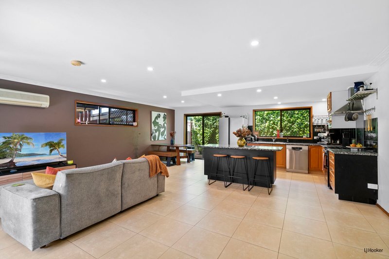 Photo - 2/26 Bambaroo Crescent, Tweed Heads NSW 2485 - Image 2