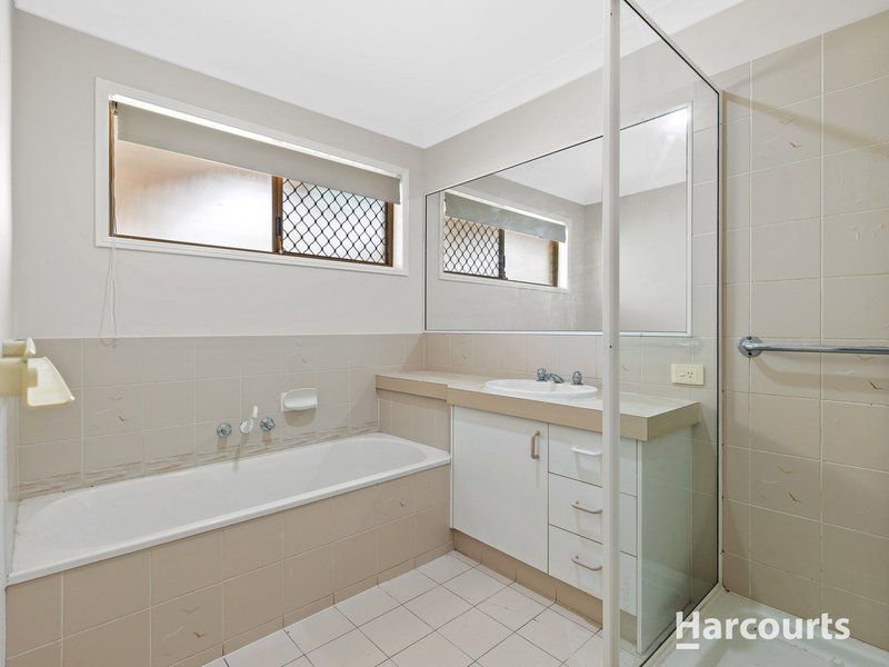 Photo - 226 Bayliss Road, Heritage Park QLD 4118 - Image 8