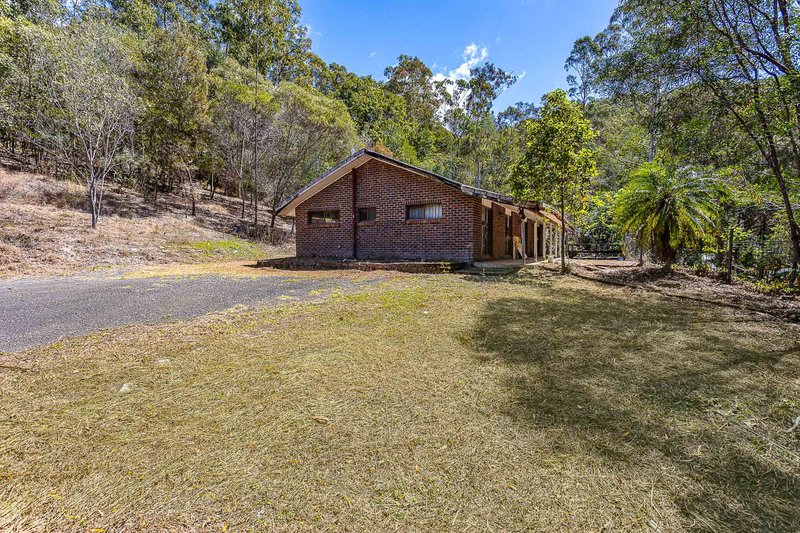 Photo - 226 Berrigans Road, Mudgeeraba QLD 4213 - Image 6