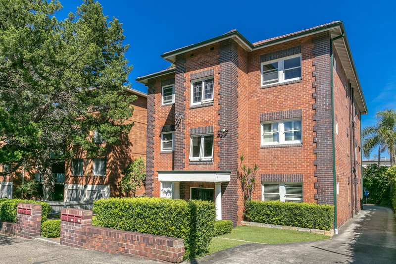 2/26 Brierley Street, Mosman NSW 2088