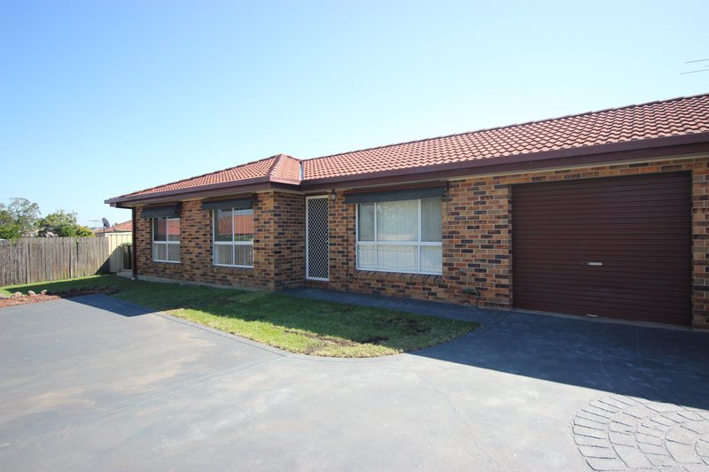 Photo - 2/26 Denton Park Drive, Rutherford NSW 2320 - Image 1