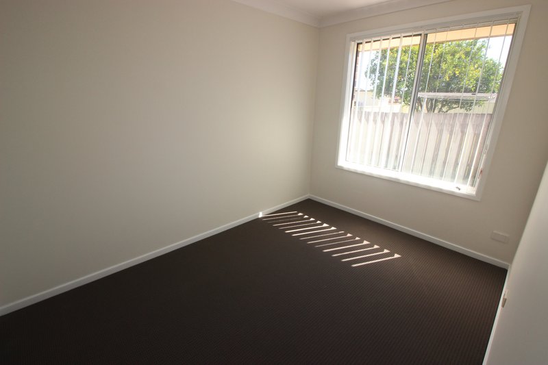 Photo - 2/26 Denton Park Drive, Rutherford NSW 2320 - Image 9