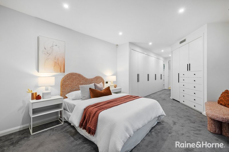 Photo - 226 Douglas Parade, Newport VIC 3015 - Image 18