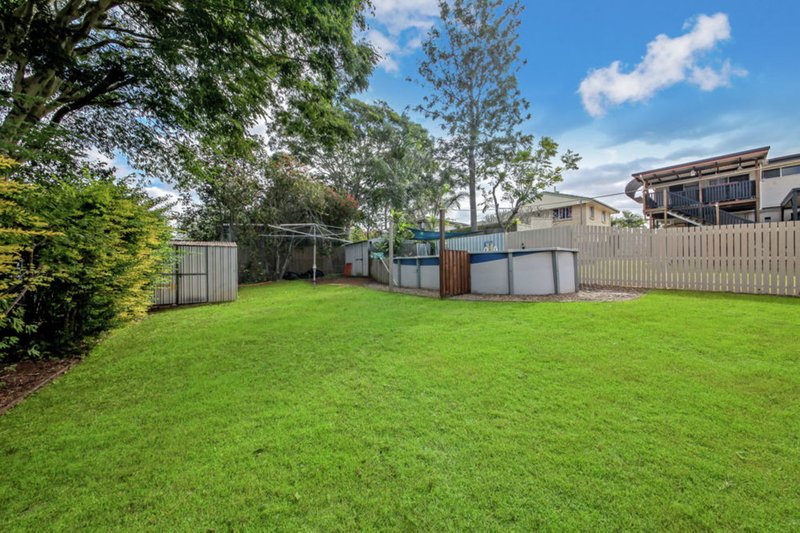 Photo - 226 Duffield Road, Kallangur QLD 4503 - Image 2