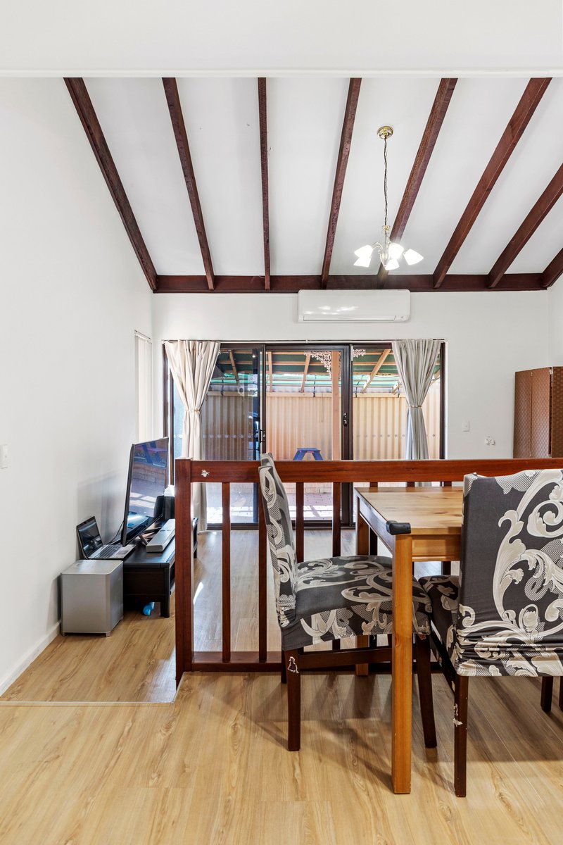 Photo - 2/26 Earlston Way, Booragoon WA 6154 - Image 25