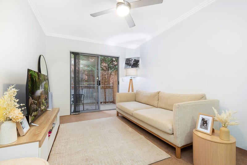 Photo - 2/26 Eric Road, Artarmon NSW 2064 - Image 2