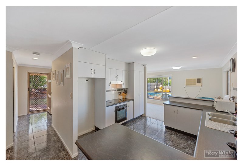 Photo - 226 German Street, Norman Gardens QLD 4701 - Image 3