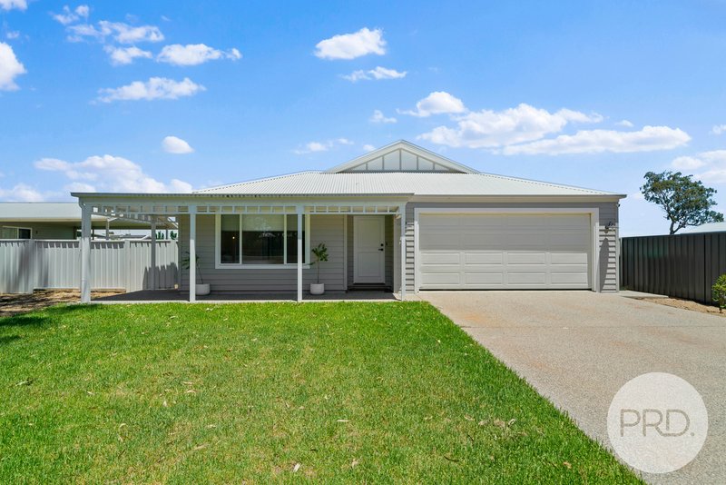 Photo - 226 Green Street, Lockhart NSW 2656 - Image 3